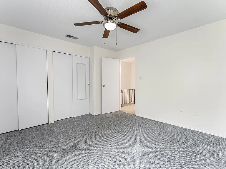 42 Village Brook Ln — Photo 14