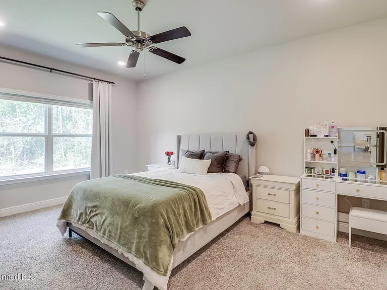 7820 Coral Ln — Photo 16