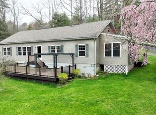 104 Sweetie Pickle Ln, Spring Mills, PA 16875