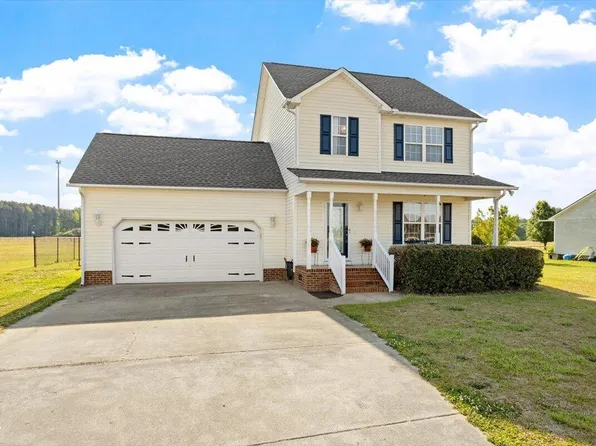 116 Serenity Pointe Dr, Selma, NC 27576