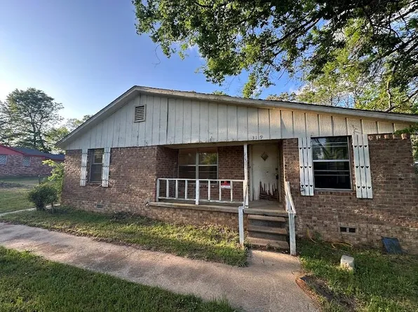 2319 Luther St, Tyler, TX 75701