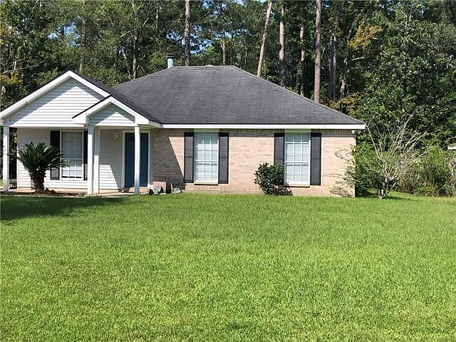 1st image of 106 Beau Chenes Dr