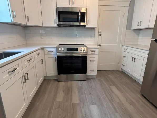 1261 Donald Ave, Lakewood, OH 44107