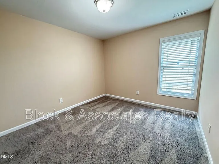 705 Keystone Park Dr #26 — Photo 24