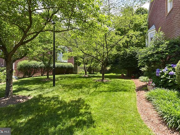 4th image of 6801 McLean Province Cir