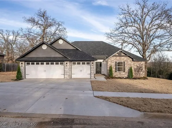 2324 Durango Dr, Van Buren, AR 72956