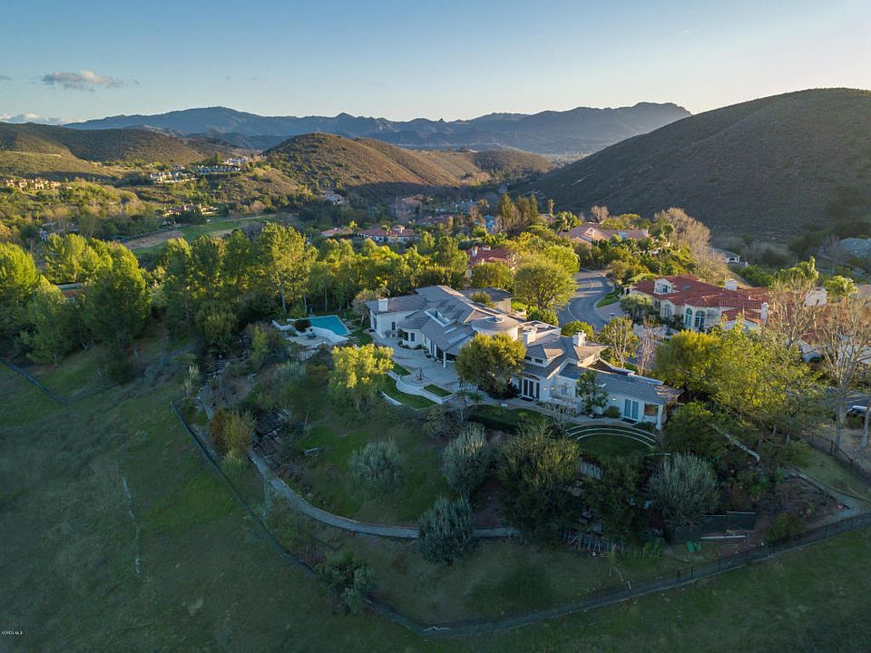1st image of 991 Vista Ridge Ln