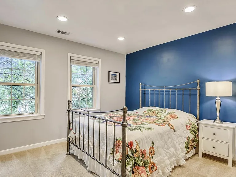 2nd bedroom 3rd floor