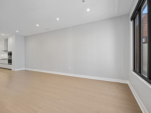 5th image of 305 S Racine Ave #Phd