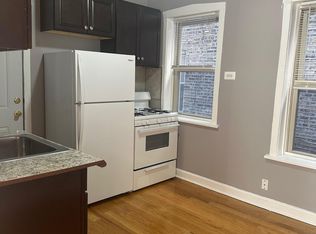 4031 W Melrose St, Chicago, IL 60641