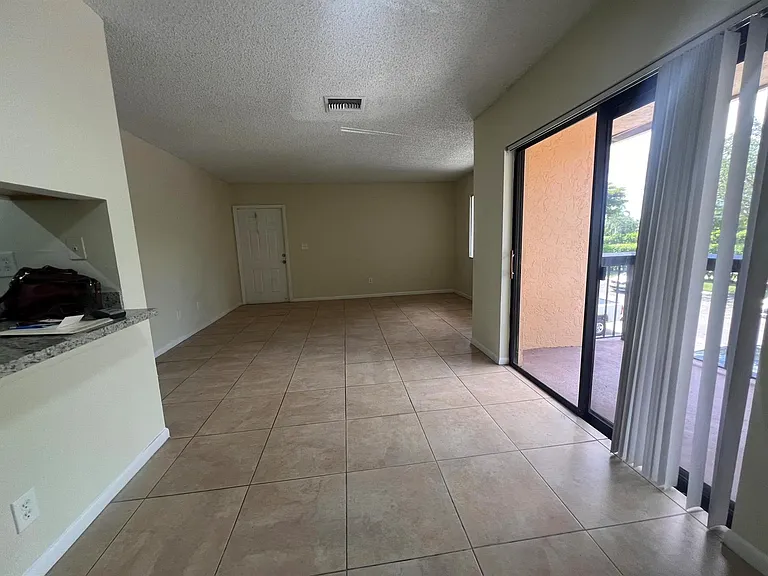 6061 10th Ave N #242 — Photo 7