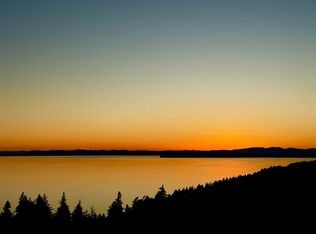 1501 Foster St #1804, White Rock, BC