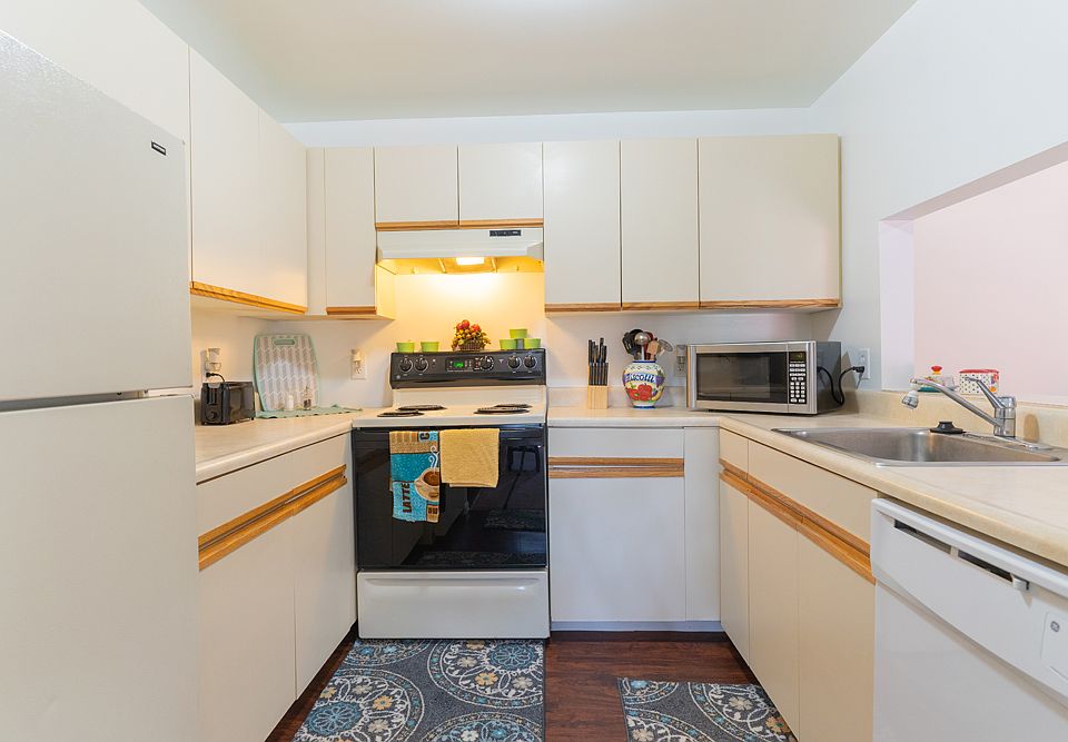 Courtyard Apartments 10 Carlee Ct Greece NY Zillow