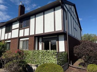 232 Wildflower Ln, Hillsborough, NJ 08844