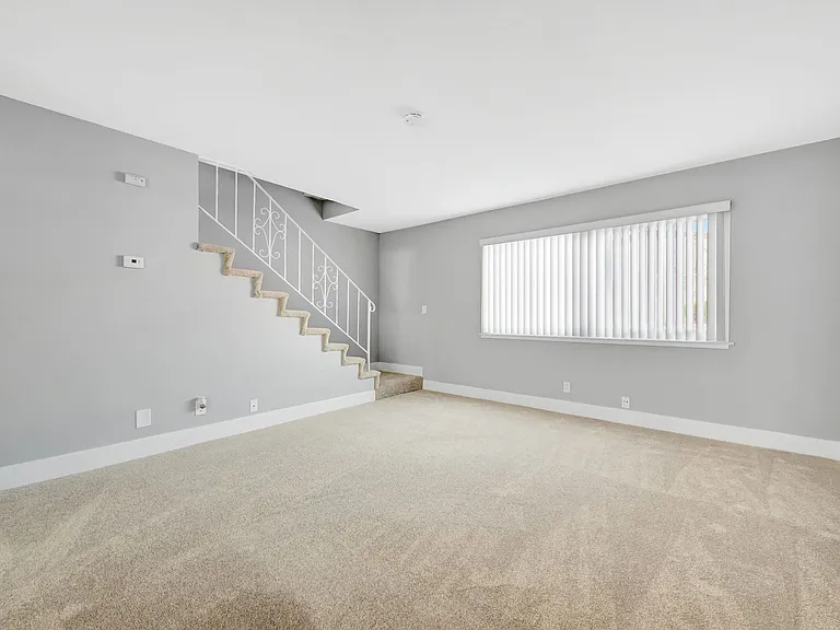 786 Reseda Dr #2 — Photo 7