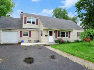 105 Sanford Pl, Stratford, CT 06614