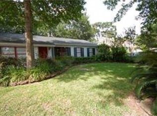 1410 Gardenia Dr, Houston, TX 77018