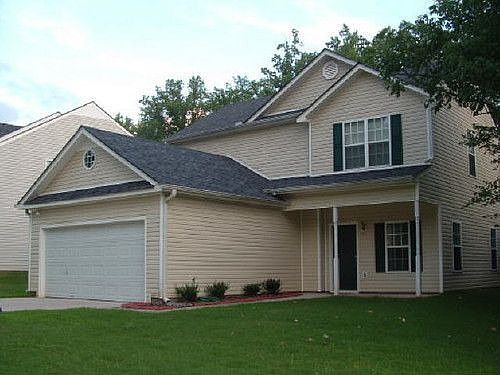 2nd image of 730 Russell Dr