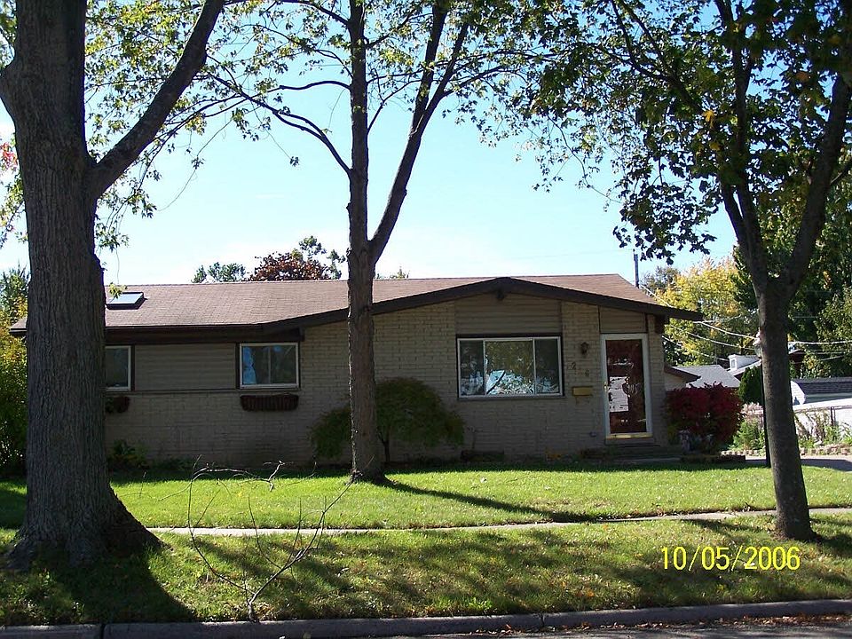 1st image of 216 Wallace Dr