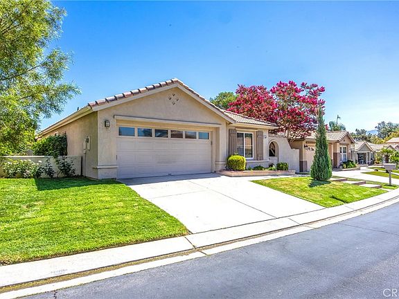 4th image of 770 Twin Hills Dr
