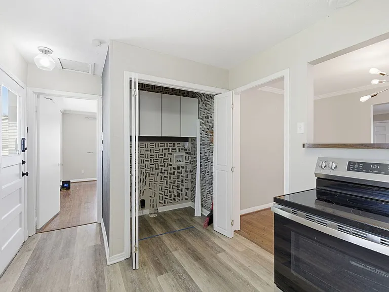 4108 Locke Ave — Photo 15