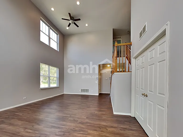 1575 Arlington St — Photo 6