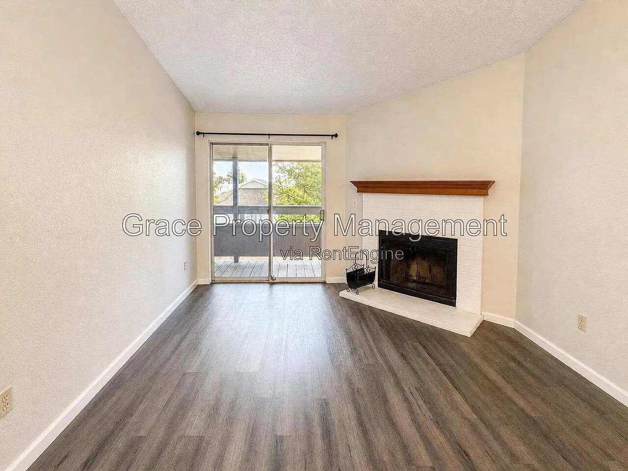 2 bed, 1.0 bath, 811 sqft, $1,525 — Photo 4
