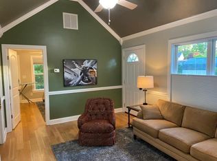 369 London Rd, Asheville, NC 28803