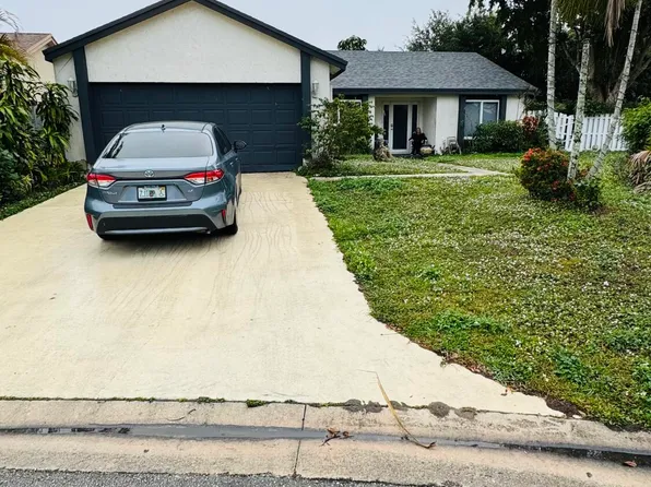 9570 Biscayne Park Court, Boca Raton, FL 33428