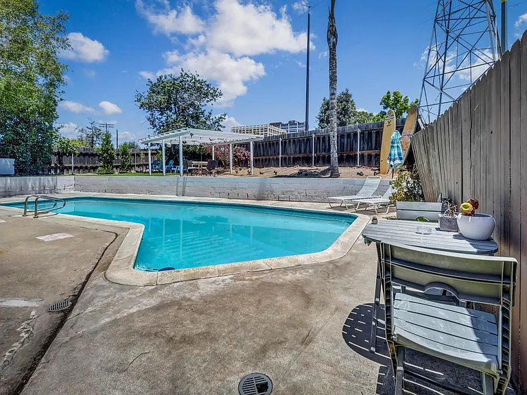 4191 Mount Everest Blvd — Photo 31