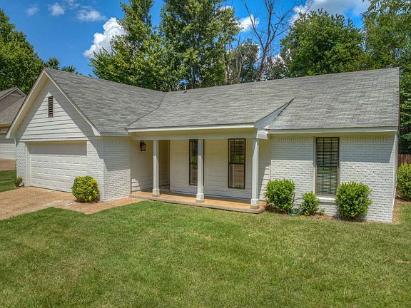 3rd image of 5716 Heartwood Dr