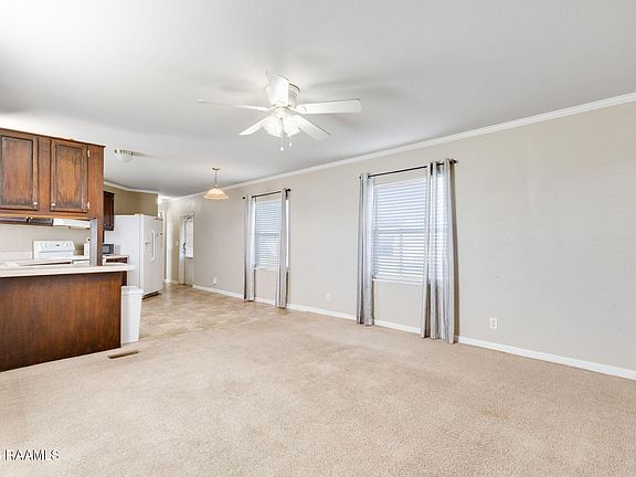 3rd image of 245 Secretariat Ln