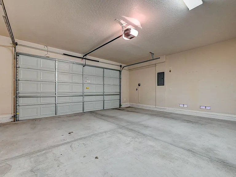 6825 Spessard Holland Ct — Photo 57