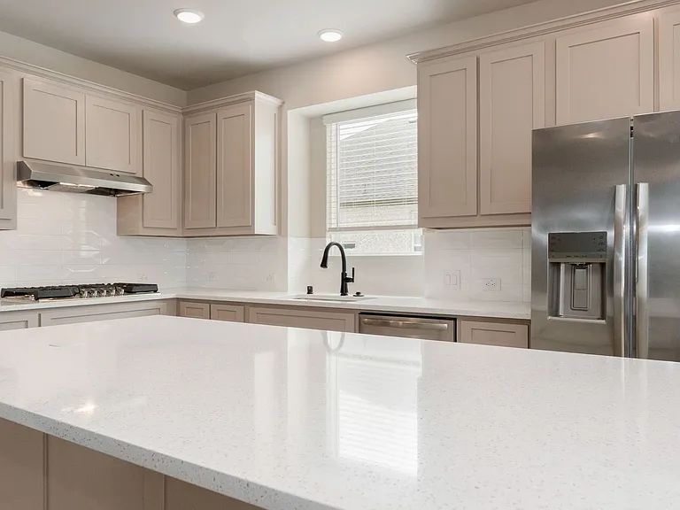 1817 Hidden Creek Dr — Photo 13
