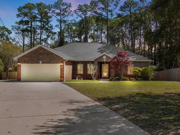 6 Davis Ct, Shalimar, FL 32579