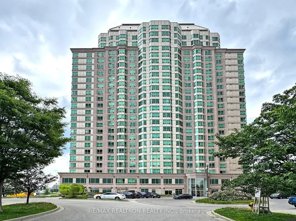 11 Lee Centre Dr #602, Toronto, ON M1H 3J5