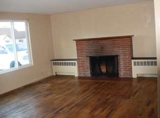 1111 Avenue D, Seaside, OR 97138