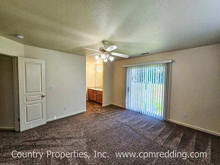 971 Paramount Way — Photo 11