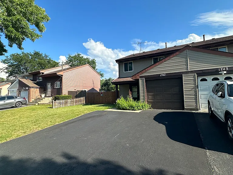 1741 Bell Dr — Photo 1