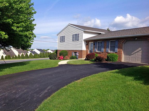3rd image of 400 Snyder Hill Rd