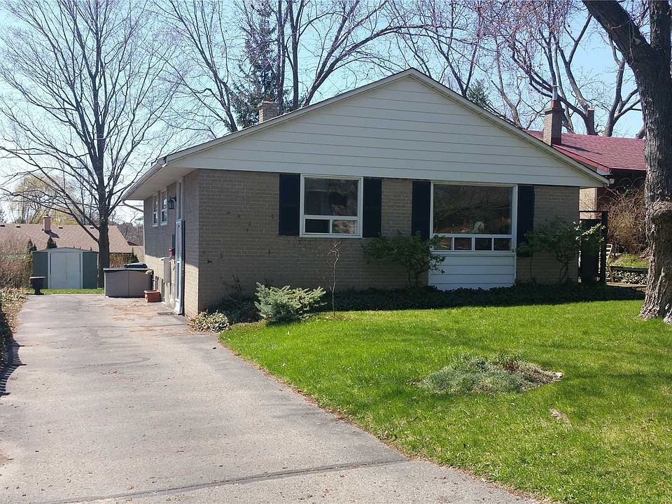 2nd image of 18 Ternhill Cres