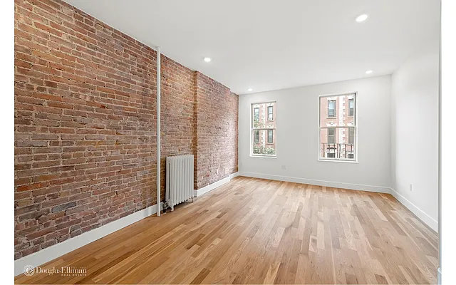 Sold by Douglas Elliman | media 14