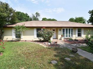 9300 Meadowheath Dr, Austin, TX 78729