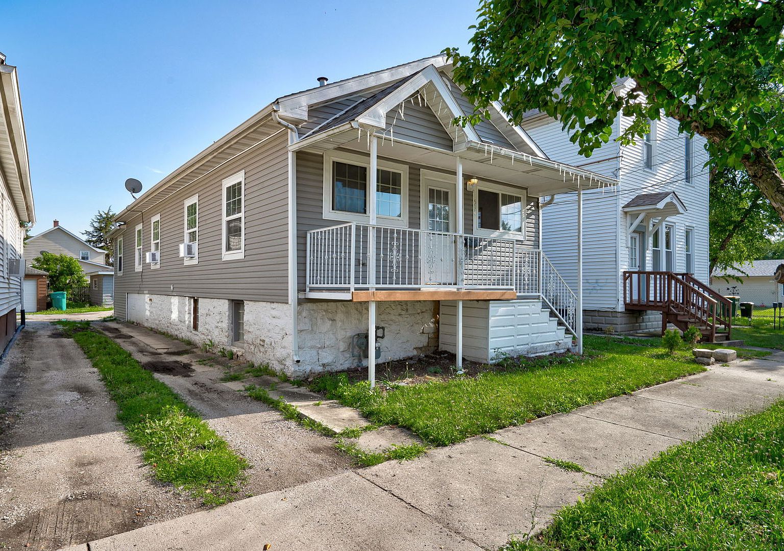504 Meeker Ave, Joliet, IL 60432 Zillow