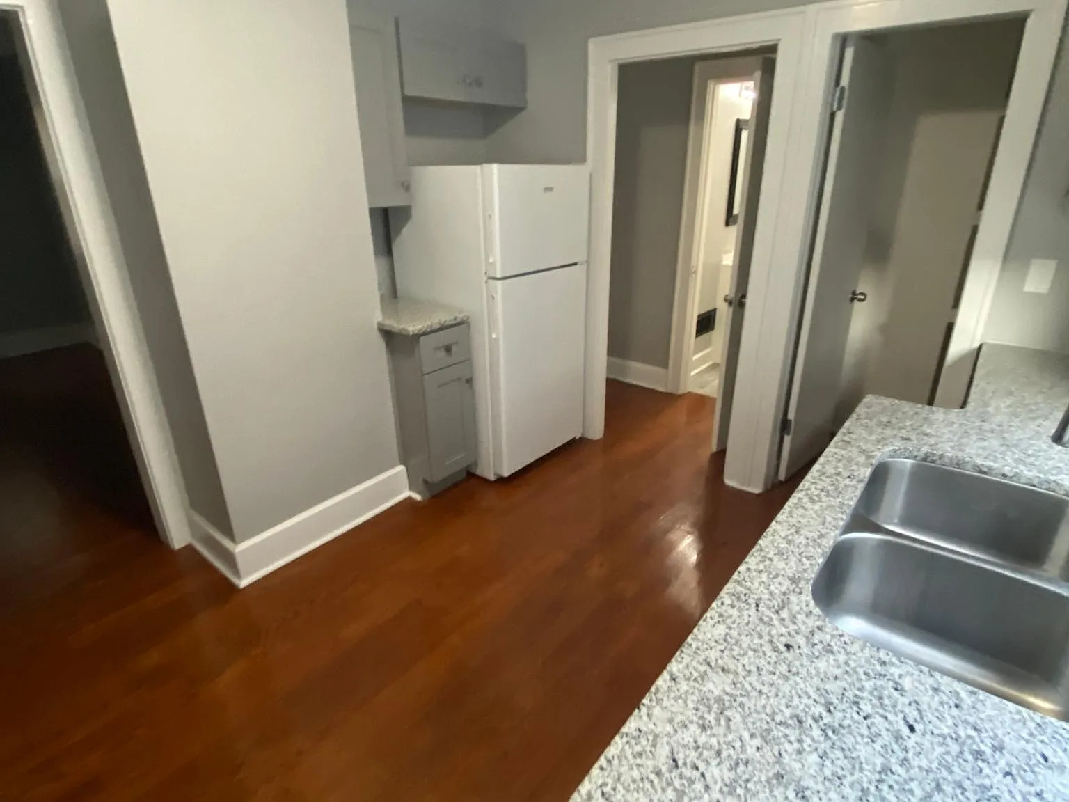 1 bed, $1,095 — Photo 4