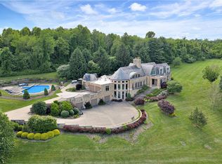 2 Deer Hollow Dr, Presto, PA 15142