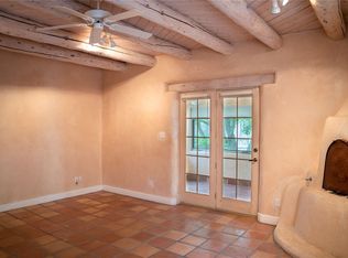 510 Dolan St, Taos, NM 87571