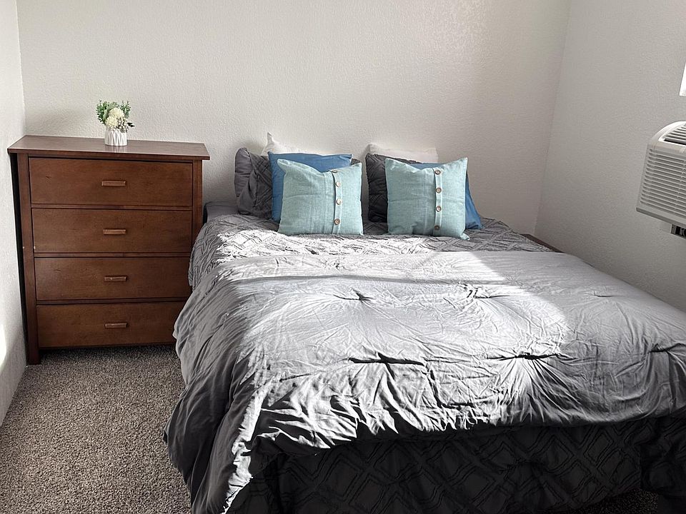 1st image of 320 Lee Ave #Eb8af5bbf