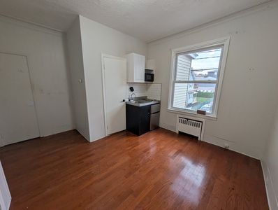 208 Howe Ave #2F, Passaic, NJ, 07055