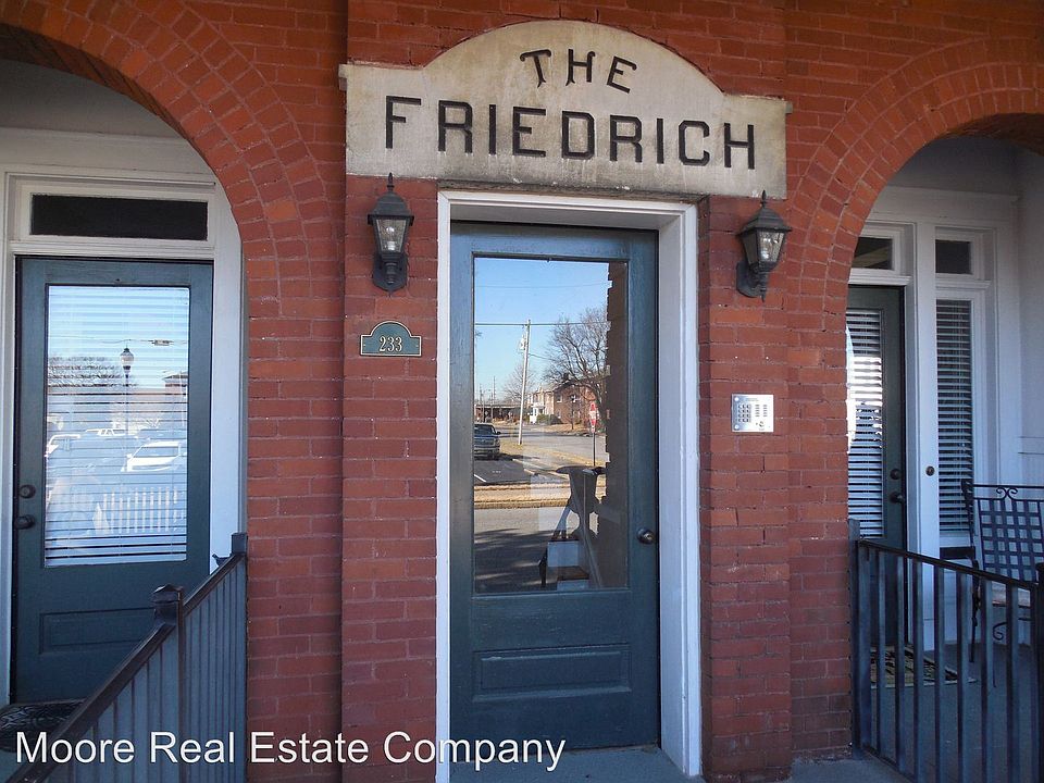 1st image of 233 N 6th St Unit 306
